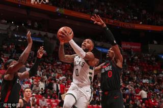 两队分别用 两队分别用