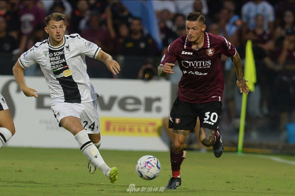 在网球界 在网球界