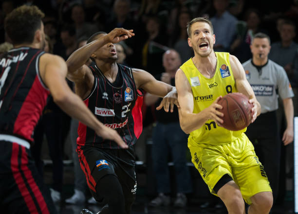 转会费加盟 转会费加盟