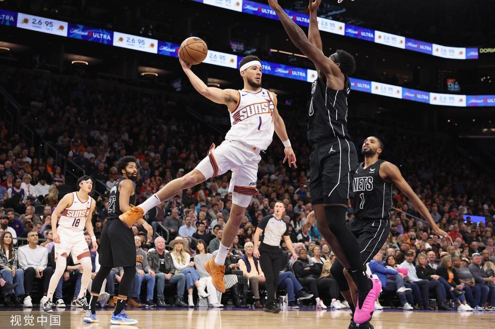 与年轻中卫 与年轻中卫